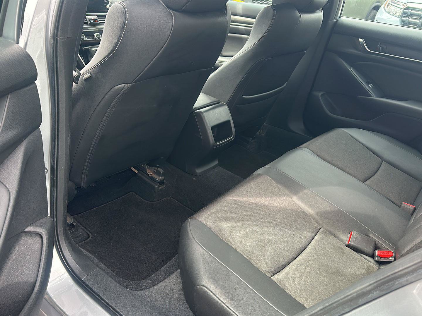 Used 2019 Honda Accord Sport image 8