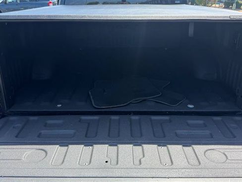 Used 2021 Ford F150 XLT RWD image 11