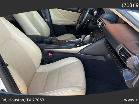 Used 2015 Lexus IS 250 w/ Navigation System Package RWD image 34