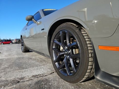 Used 2023 Dodge Challenger R/T w/ Blacktop Package image 15