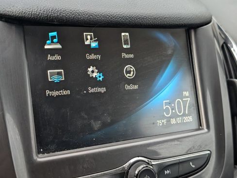 Used 2018 Chevrolet Cruze LT FWD image 17