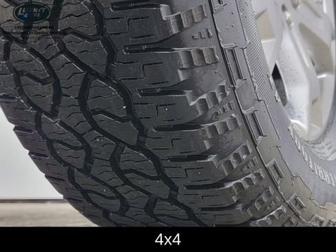 Certified 2022 Ford F150 XLT w/ Equipment Group 302A High image 12