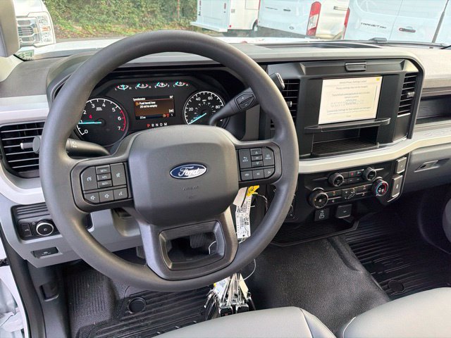 New 2027 Ford F250 XL w/ XL Chrome Package AWD/4WD image 11