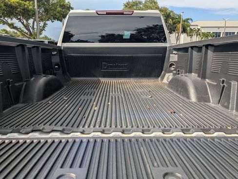 Used 2025 Chevrolet Silverado 2500 LT w/ Convenience Package AWD/4WD image 25