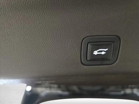 Used 2022 Cadillac Escalade Sport w/ Touring Package image 14