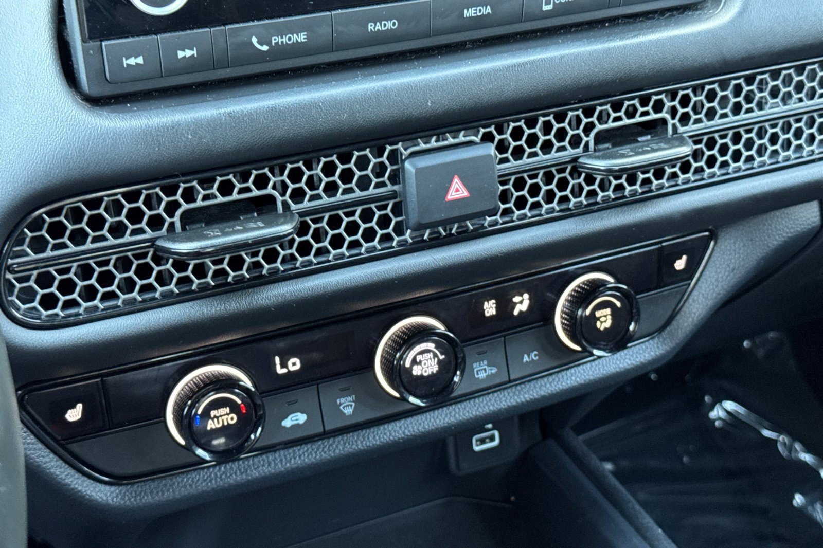 Certified 2024 Honda HR-V Sport image 19