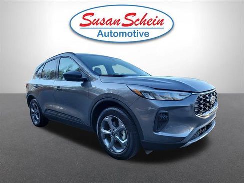 Used 2025 Ford Escape ST-Line image 24