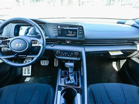 New 2026 Hyundai Elantra SEL Sport image 14