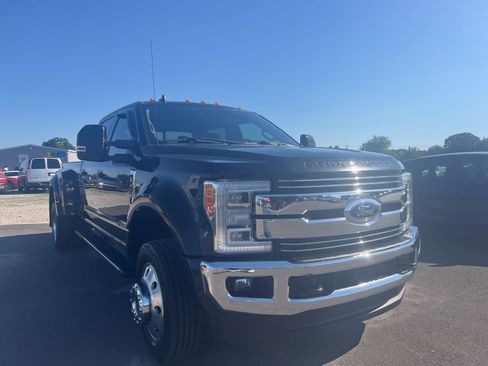 Used 2019 Ford F450 Lariat w/ Lariat Ultimate Package AWD/4WD image 10