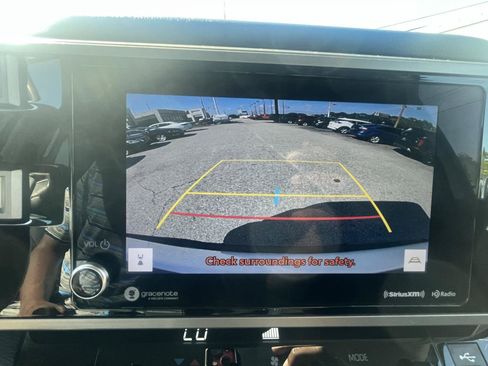 Used 2022 Toyota Tundra SR5 AWD/4WD image 40
