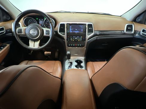 Used 2013 Jeep Grand Cherokee Overland Summit image 21