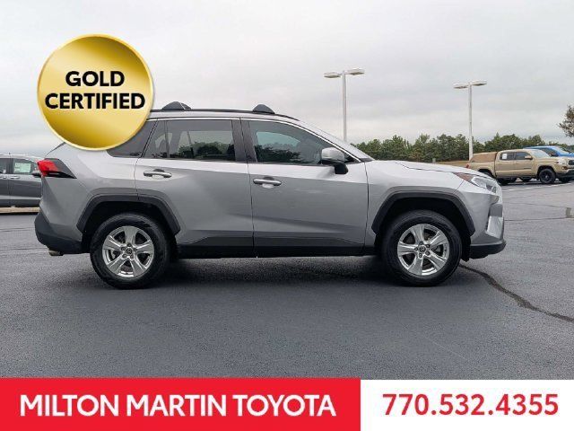 Certified 2021 Toyota RAV4 XLE w/ Convenience Package FWD image 8