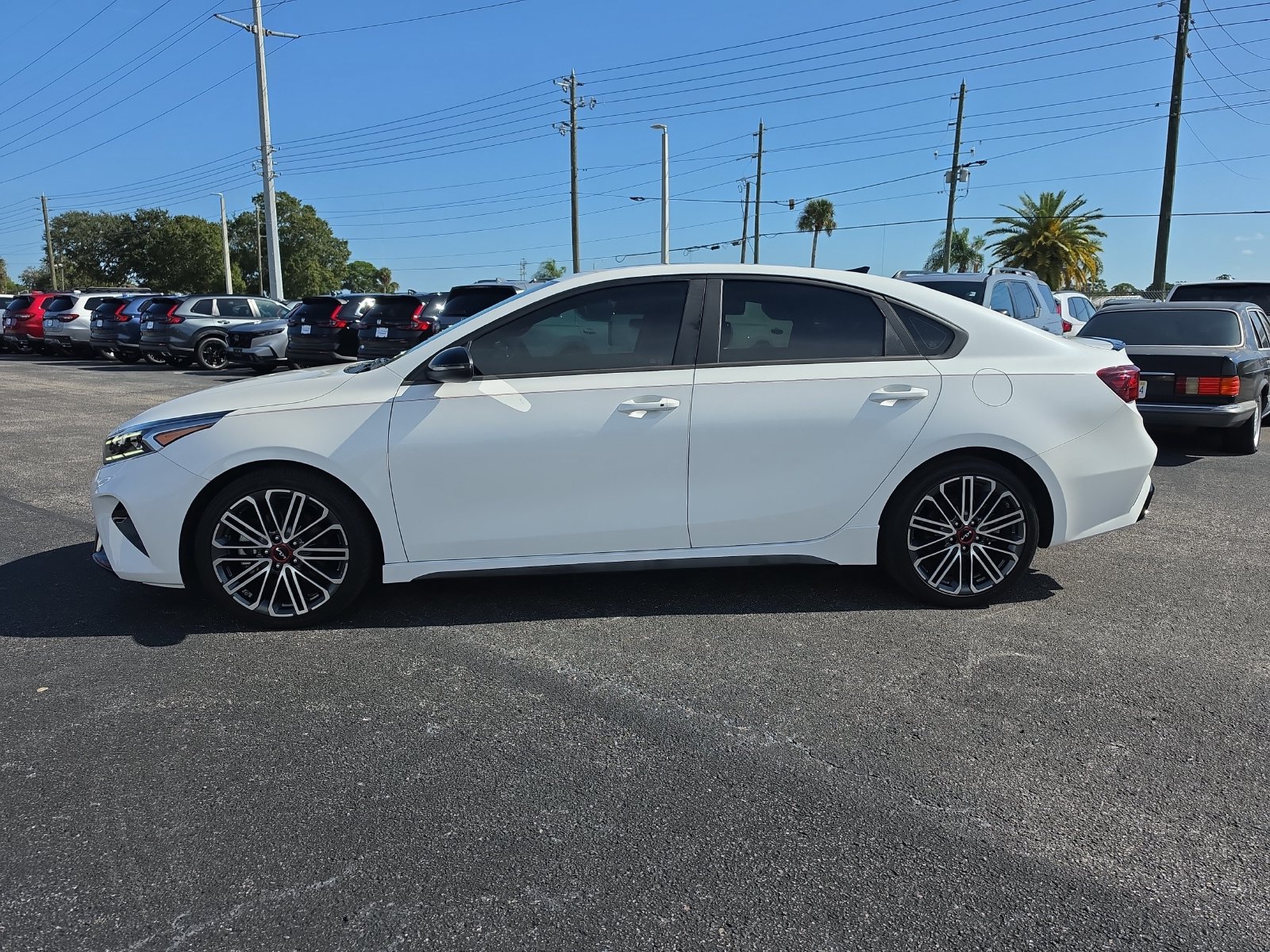 Used 2023 Kia Forte GT w/ GT2 Package FWD image 6