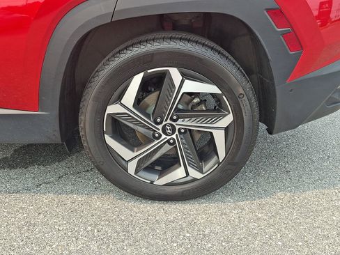 Certified 2022 Hyundai Tucson Limited AWD/4WD image 9
