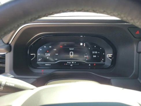 Used 2023 GMC Yukon Denali RWD image 17