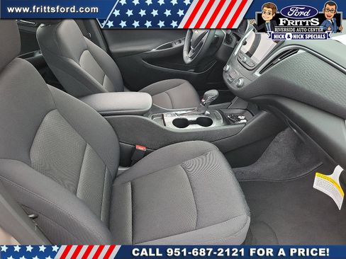 Used 2025 Chevrolet Malibu RS FWD image 14