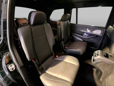 Used 2024 Mercedes-Benz GLS 450 4MATIC image 20