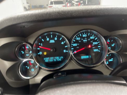 Used 2010 Chevrolet Silverado 2500 LT w/ Exterior Plus Package image 30