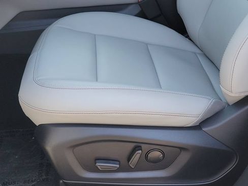 New 2026 Ford Explorer Active w/ Active Comfort Package RWD image 16