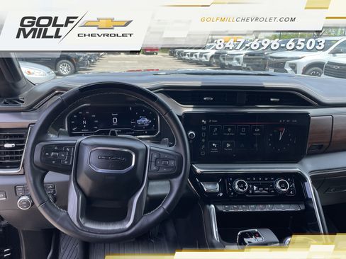 Used 2025 GMC Sierra 1500 Denali Ultimate AWD/4WD image 16