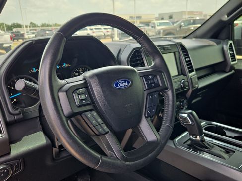 Used 2020 Ford F150 XLT w/ Equipment Group 302A Luxury AWD/4WD image 14
