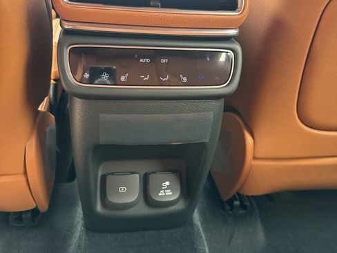 New 2026 Genesis GV80 3.5T Advanced AWD/4WD image 19