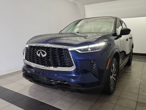 Used 2025 INFINITI QX60 Pure AWD/4WD image 2