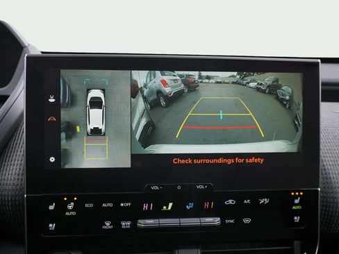 Used 2023 Subaru Solterra AWD image 33