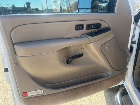 Used 2005 Chevrolet Silverado 3500 LT w/ Heavy-Duty Power Package image 23