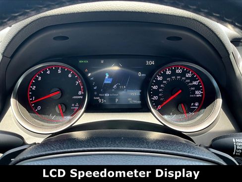 Used 2022 Toyota Camry XSE w/ Navigation Package FWD image 12