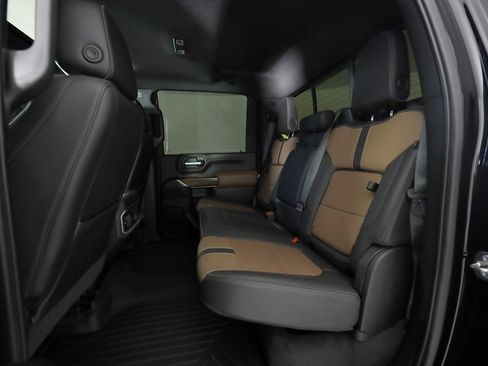 Used 2022 Chevrolet Silverado 3500 High Country w/ LPO, Hitch Package image 13