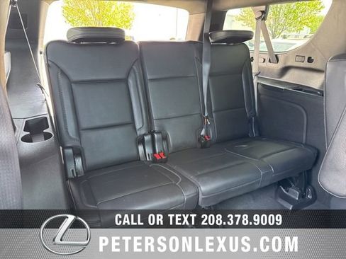 Used 2021 GMC Yukon XL Denali w/ Denali Premium Package AWD/4WD image 23