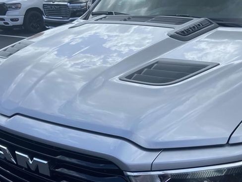 New 2025 RAM 1500 Laramie w/ Sport Appearance Package AWD/4WD image 8