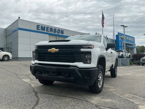 Used 2024 Chevrolet Silverado 2500 W/T w/ WT Convenience Package AWD/4WD image 2