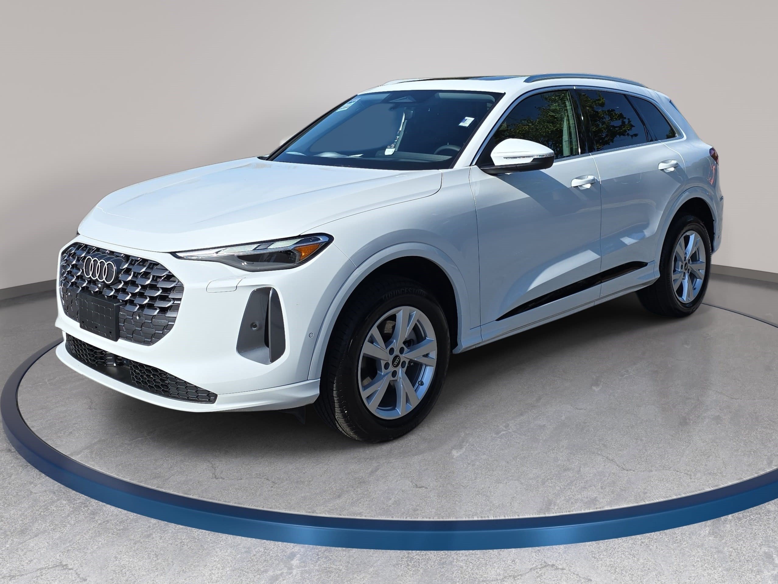 New 2026 Audi Q5 Premium AWD/4WD image 1