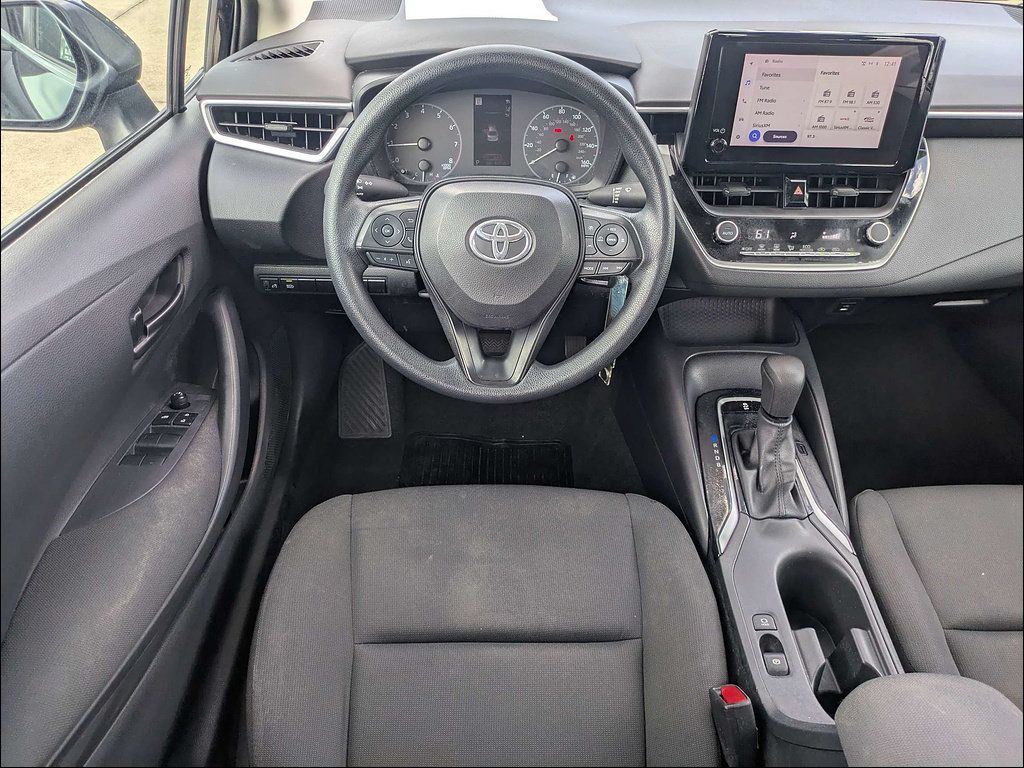 Used 2023 Toyota Corolla LE FWD image 15