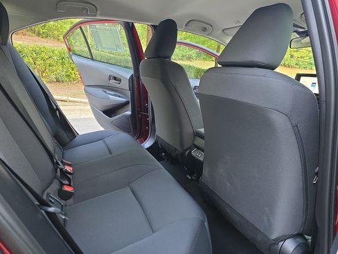 Used 2026 Toyota Corolla LE FWD image 11