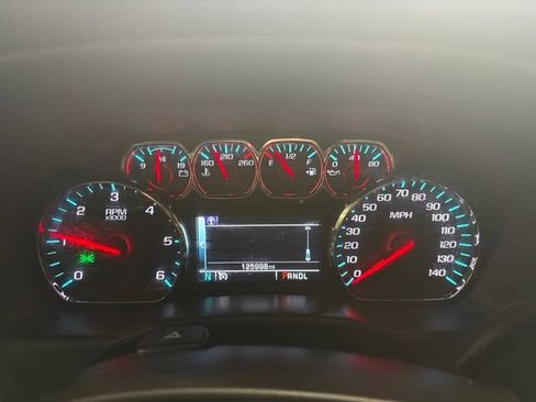 Used 2018 Chevrolet Silverado 1500 LT w/ Texas Edition AWD/4WD image 27