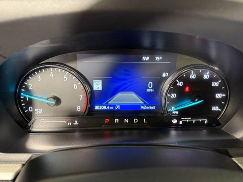 Used 2023 Ford Explorer XLT w/ Equipment Group 202A RWD image 17