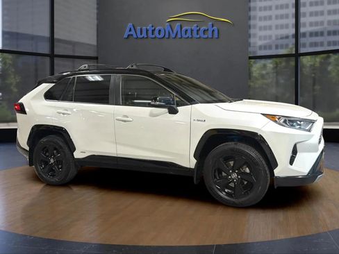 Used 2020 Toyota RAV4 XSE AWD/4WD image 14