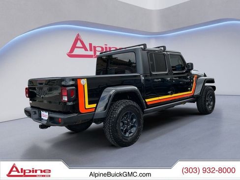 Used 2023 Jeep Gladiator Sport AWD/4WD image 5