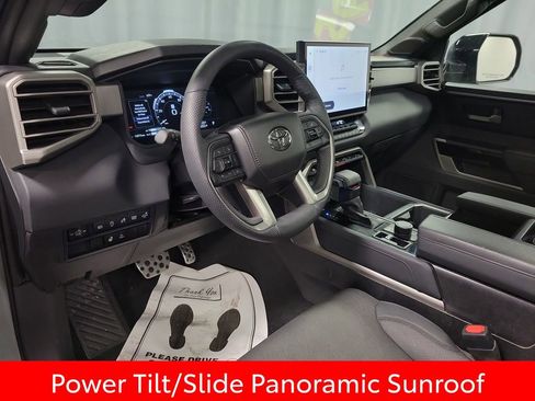 Used 2025 Toyota Tundra Limited image 14