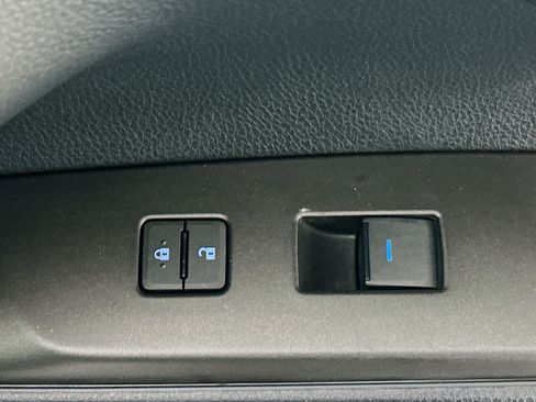 Used 2024 Toyota Camry SE w/ Convenience Package image 29