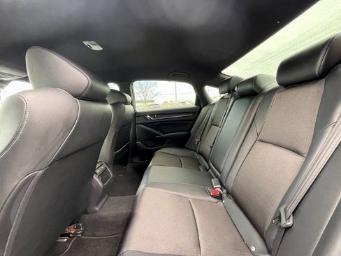 Used 2022 Honda Accord Sport image 12