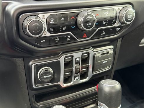 Used 2022 Jeep Gladiator Overland w/ Popular Equipment Package image 15