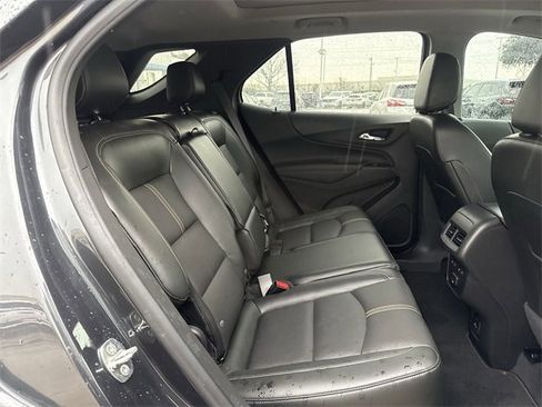 Used 2022 Chevrolet Equinox Premier image 31