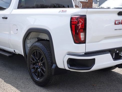 Used 2023 GMC Sierra 1500 Pro w/ Graphite Edition AWD/4WD image 10
