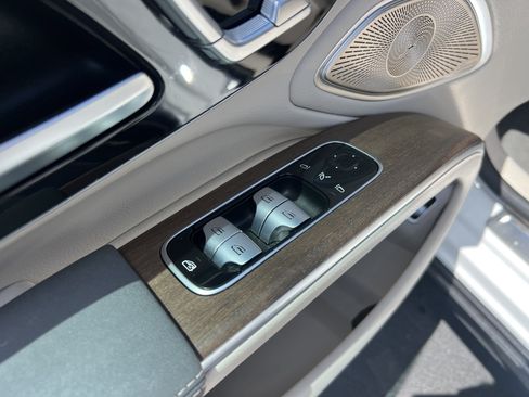 Used 2023 Mercedes-Benz EQS 450+ Sedan image 16