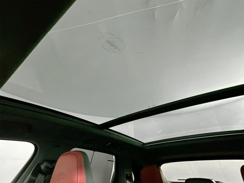 Certified 2025 Porsche Cayenne Turbo image 35