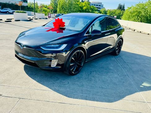 Used 2019 Tesla Model X 100D image 31